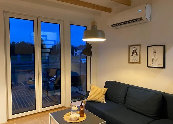 Mazurska Stodoła Na Półwyspie Pilchowskim